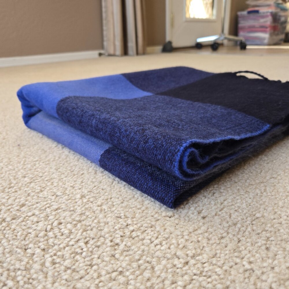 {{{THICK}}} Cashmere Woven Wrap From Florence Italy Luxury - Picture 14 of 16